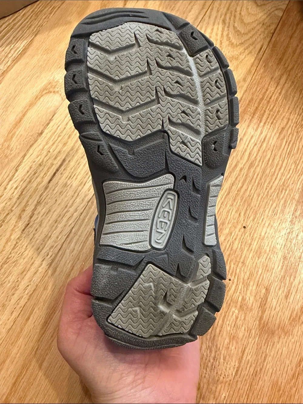 Keen Kids Navy and Light Blue Closed-Toe Water Shoes - Newport H2 size 12